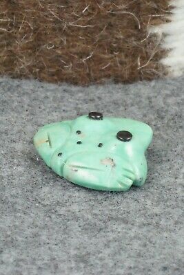 Frog Zuni Fetish Carving - Reynold Lunasee