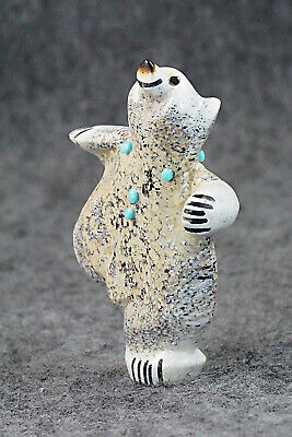 Bear Zuni Fetish Carving - Claudia Peina