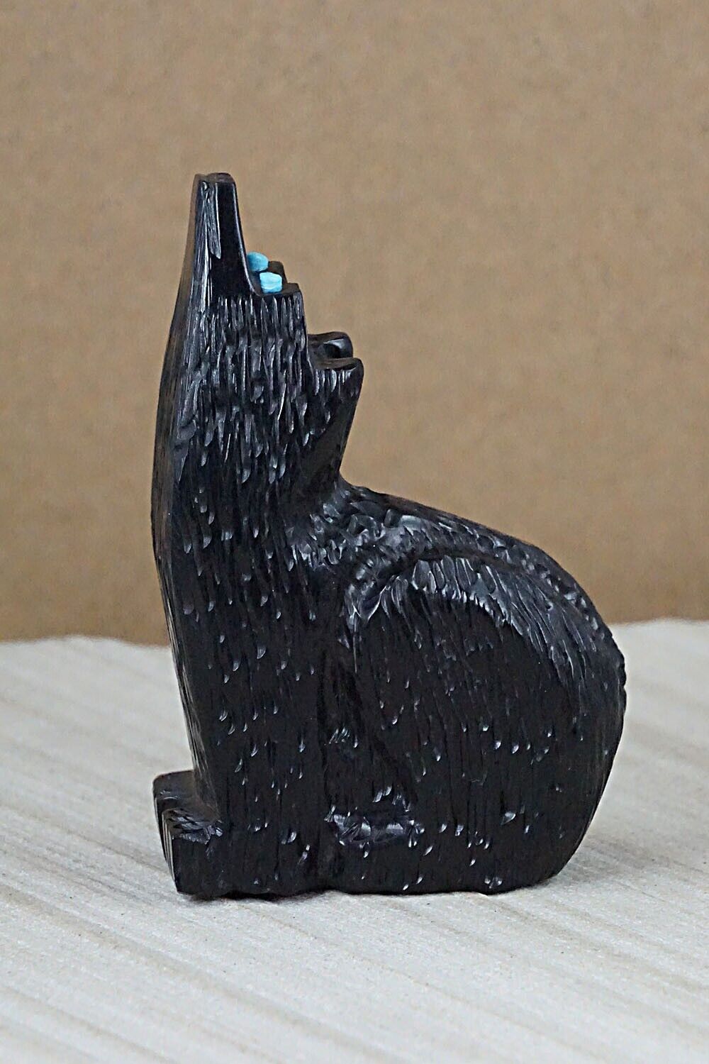 Wolf Zuni Fetish Carving - Joleen Tsethlikai