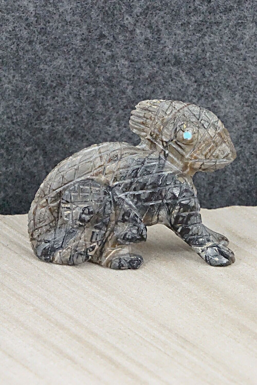 Chameleon Zuni Fetish Carving - Wilfred Cheama