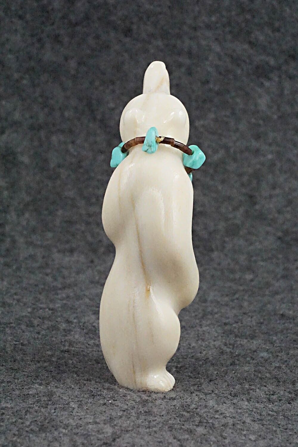 Bear Zuni Fetish Carving - Albert Eustace