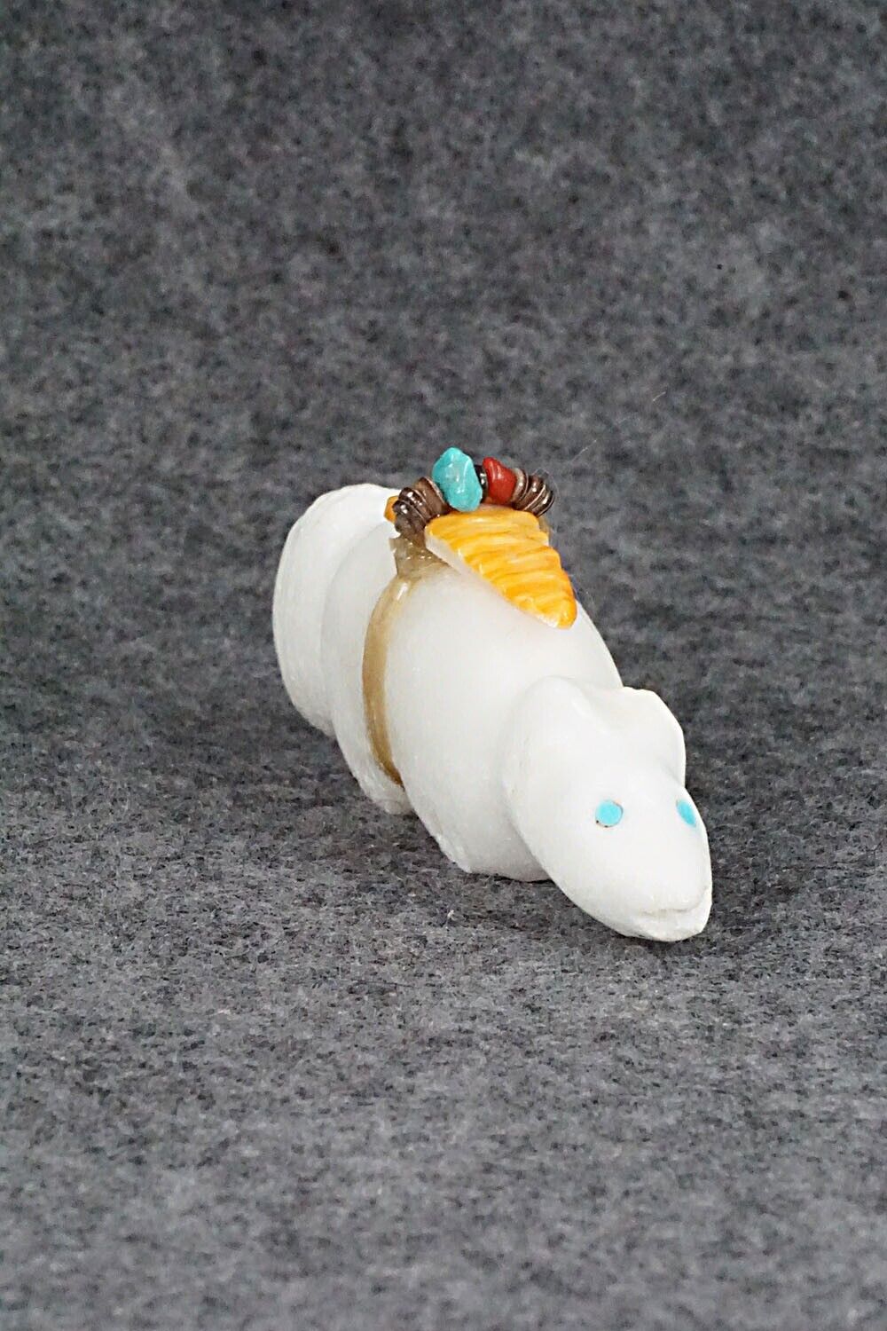 Wolf Zuni Fetish Carving - Peter Gasper