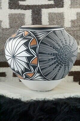 Acoma Pottery - B.D. Garcia