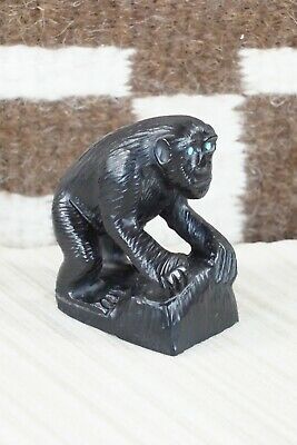 Chimpanzee Zuni Fetish Carving - Derrick Kaamasee
