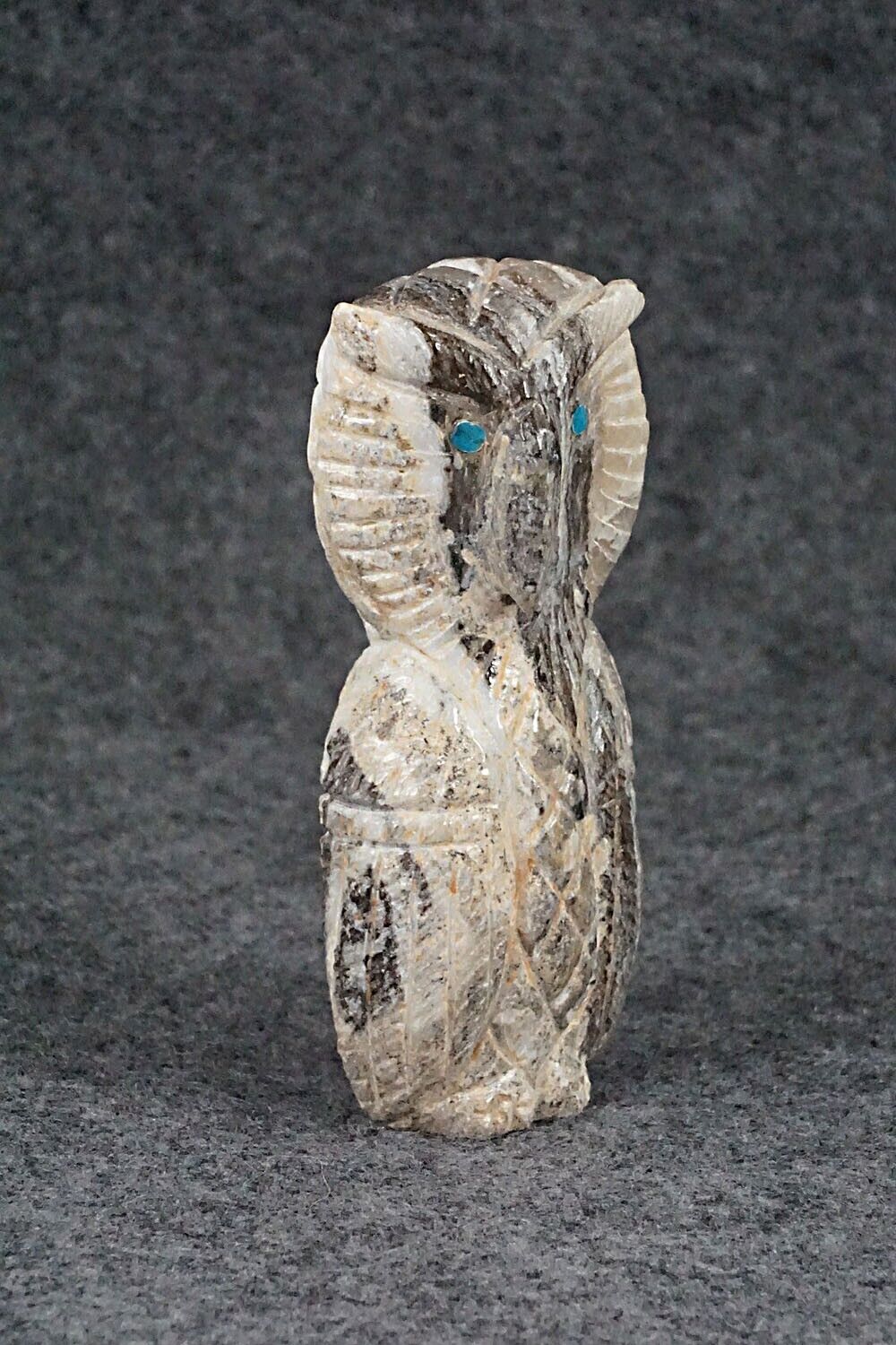 Owl Zuni Fetish Carving - Jonas Hustito