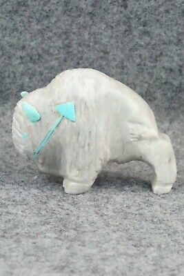 Buffalo Zuni Fetish Carving - Kevin Quam