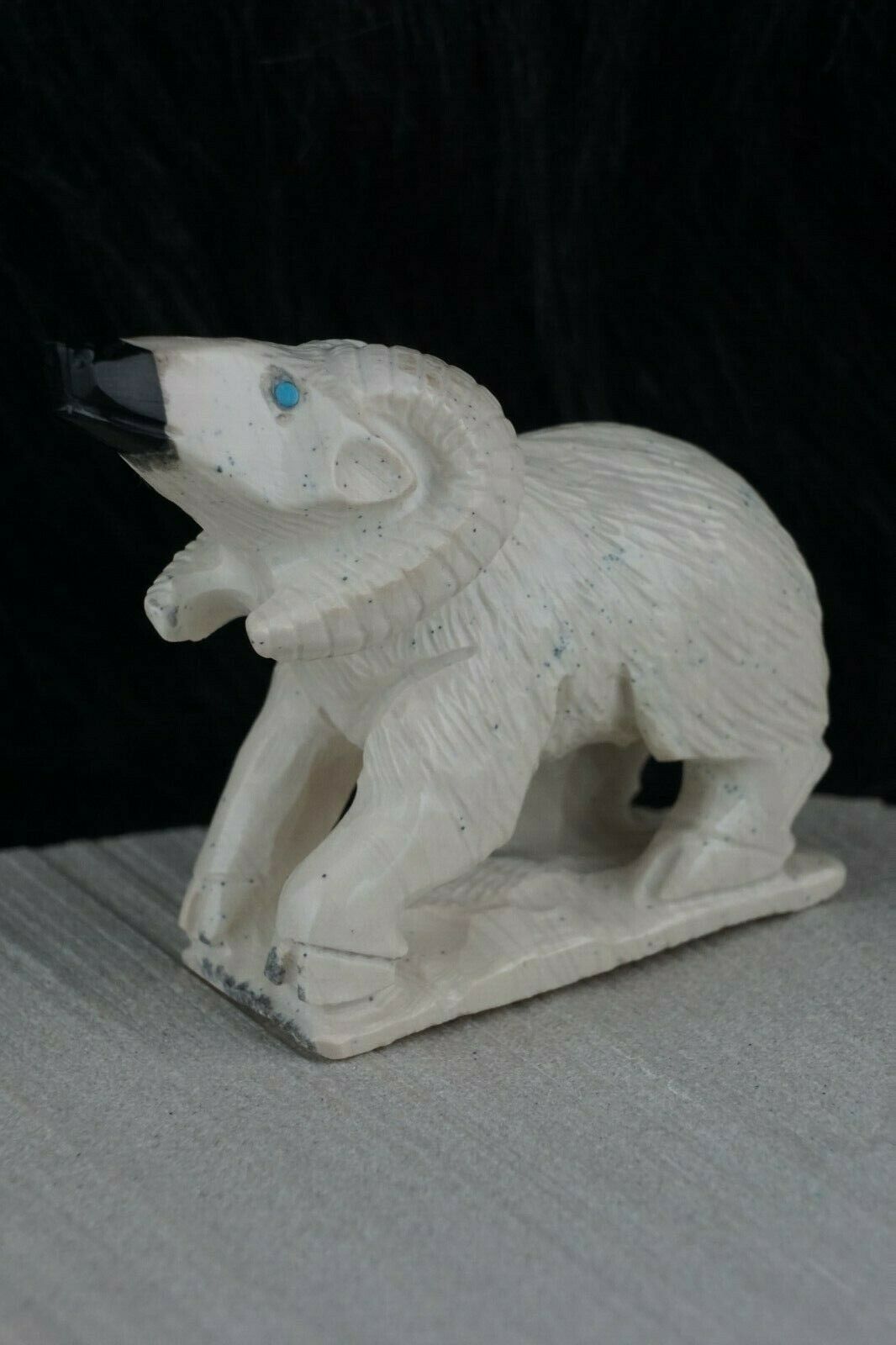 Ram Zuni Fetish Carving - Derrick Kaamasee - High Lonesome Trading
