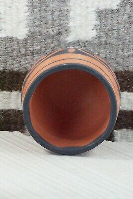 Zuni Pottery - K. Beyuka