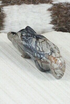 Wolf Zuni Fetish Carving - Taylor Gia