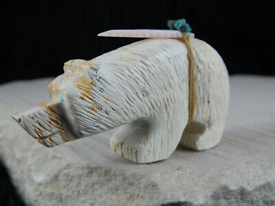 Bear Zuni Fetish Carving - Douglas Martza - High Lonesome Trading