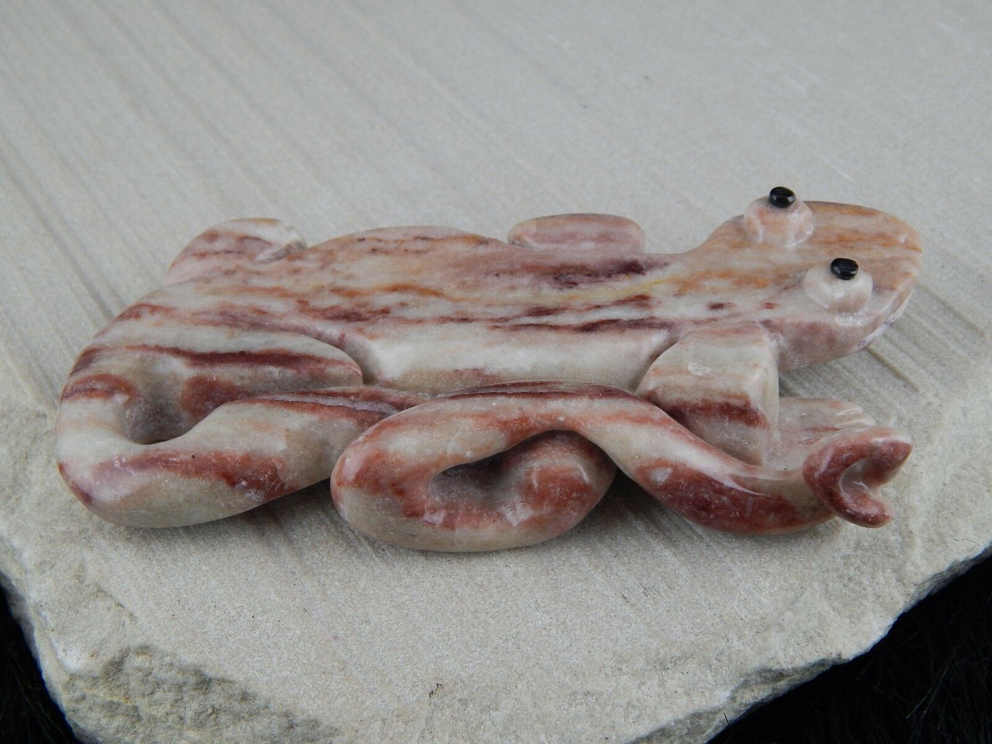 Lizard Zuni Fetish Carving - Lance Deysee - High Lonesome Trading
