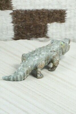 Crocodile Zuni Fetish Carving - Joseph Zunie