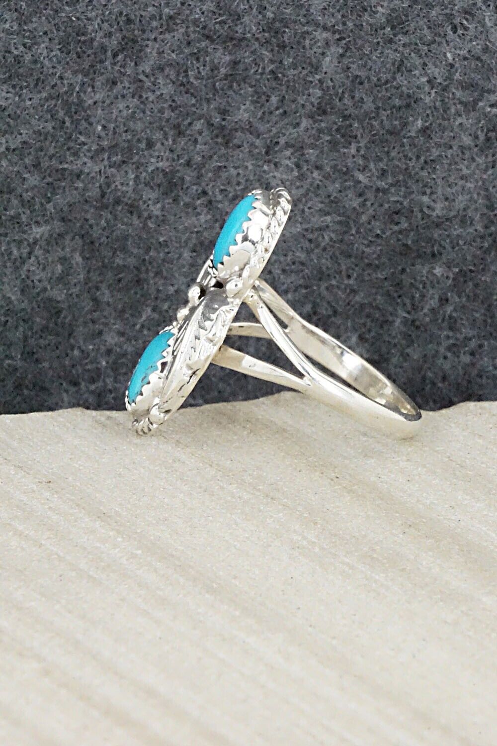 Turquoise & Sterling Silver Ring - William Begay - Size 8.5