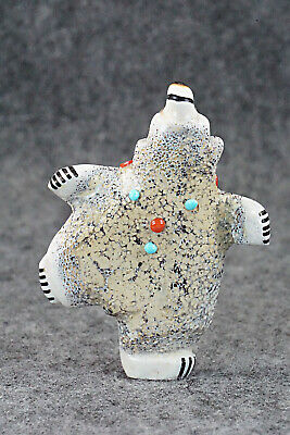 Bear Zuni Fetish Carving - Claudia Peina