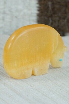 Bear Zuni Fetish Carving - Ronnie Lunasee