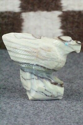 Hawk Zuni Fetish Carving - Derrick Kaamasee