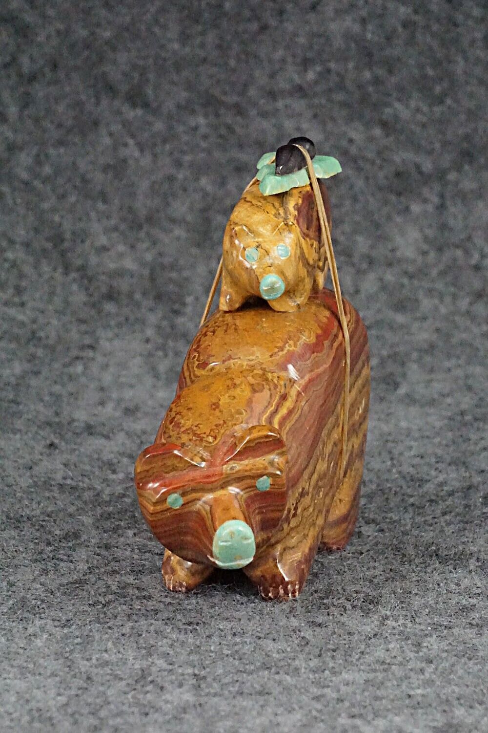 Bear and Cub Zuni Fetish Carving - Enrike Leekya