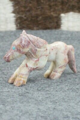 Horse Zuni Fetish Carving - Jonas Hastito