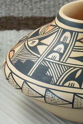 Hopi Pottery - Alta Yesslith