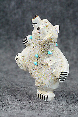 Bear Zuni Fetish Carving - Claudia Peina