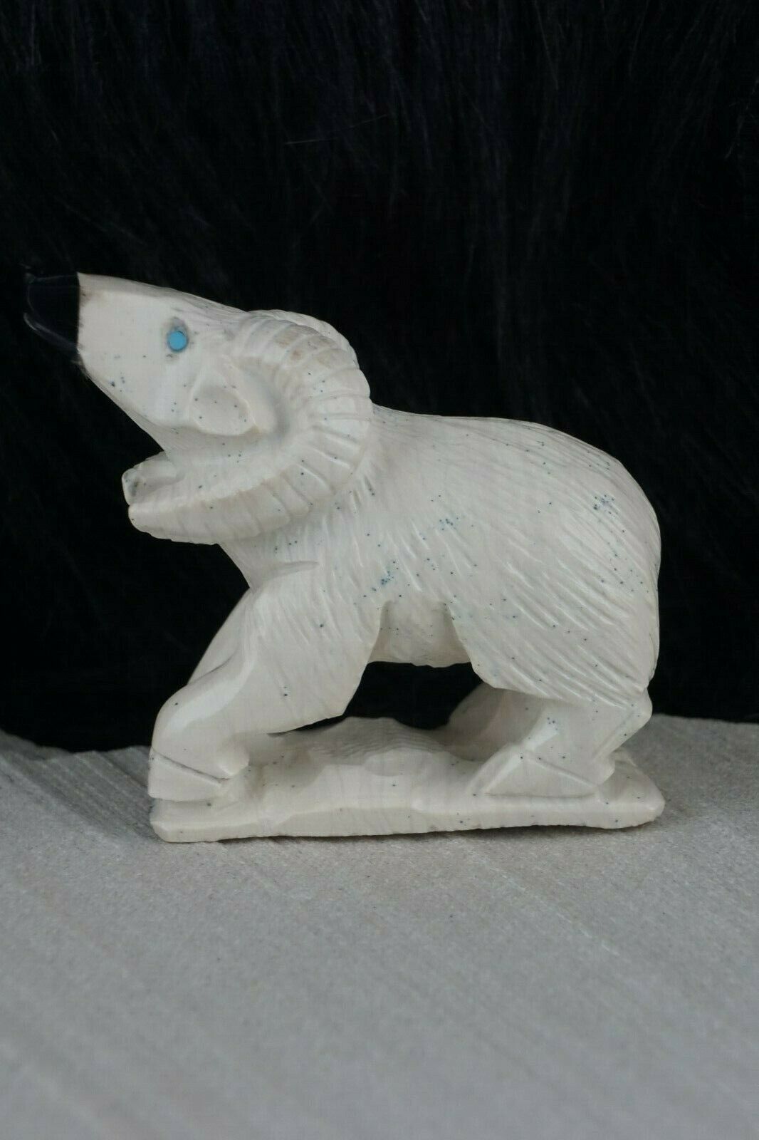 Ram Zuni Fetish Carving - Derrick Kaamasee - High Lonesome Trading