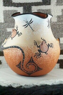 Zuni Pottery - Deldrick & Lorenda Cellicion