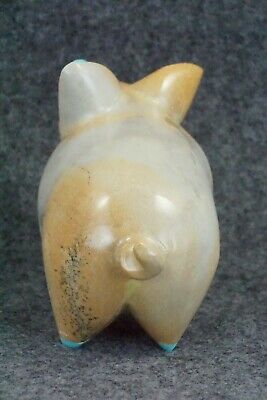 Pig Zuni Fetish Carving - Enrike Leekya