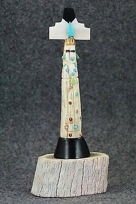 Corn Maiden Zuni Fetish Carving - Sullivan Shebola