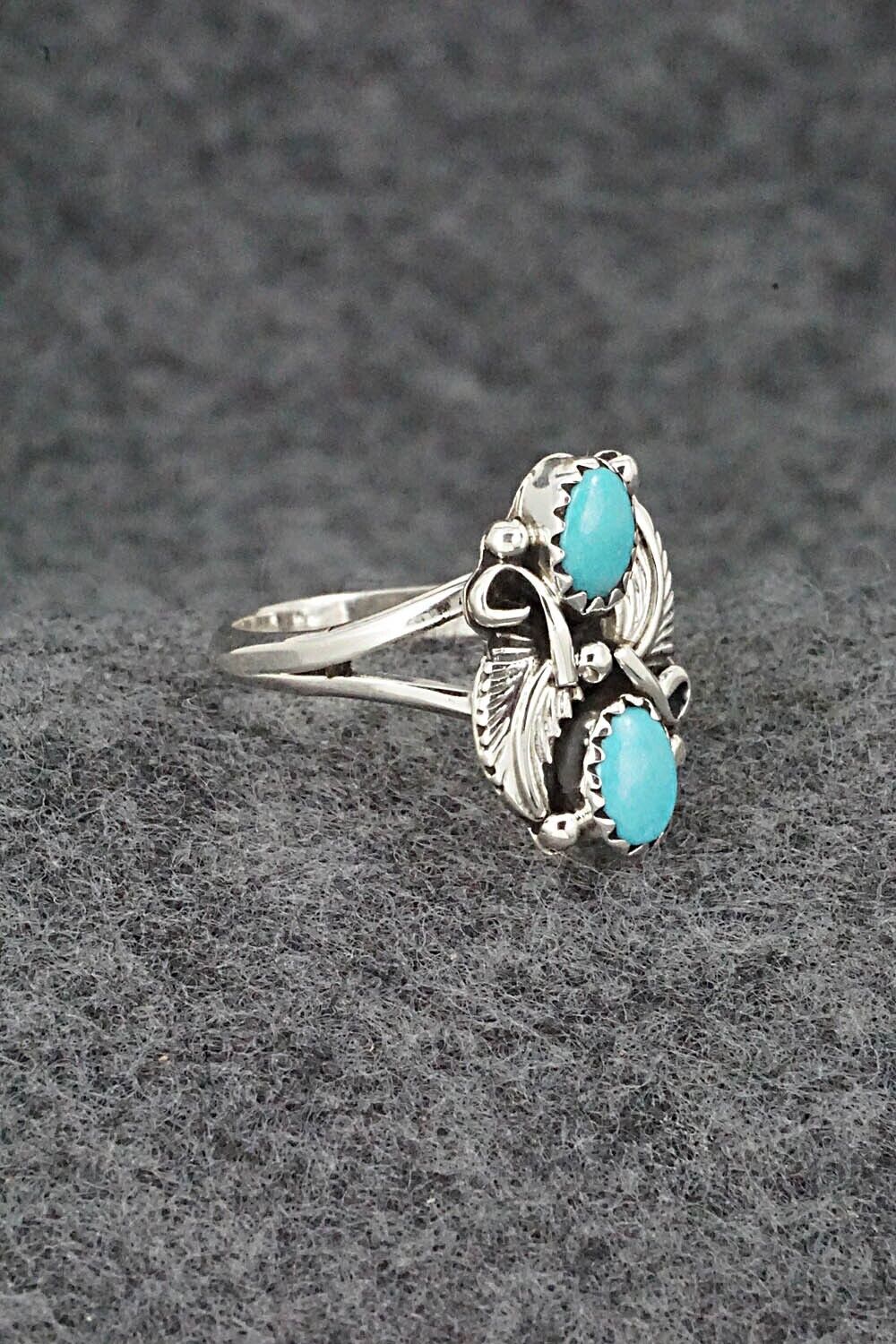 Turquoise & Sterling Silver Ring - William Begay - Size 7.5