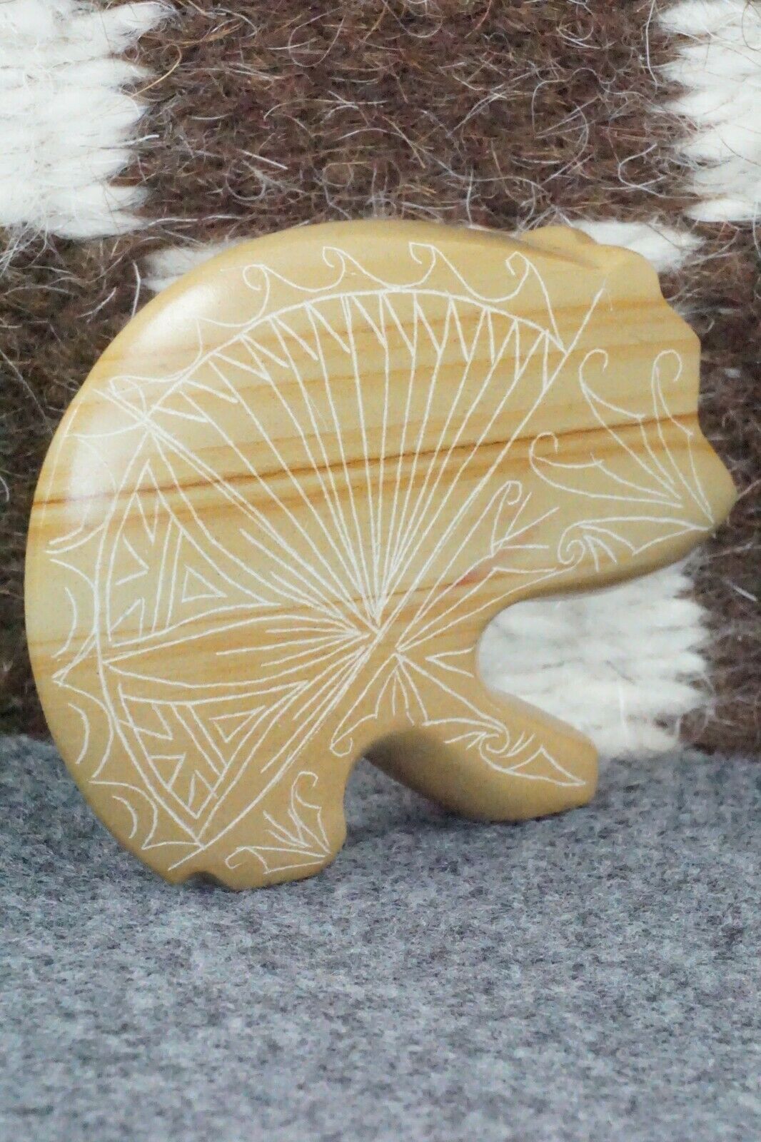 Bear Zuni Fetish Carving - Jonathan Natewa - High Lonesome Trading