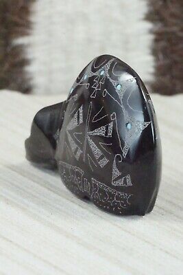 Bear Zuni Fetish Carving - Gerald Peina