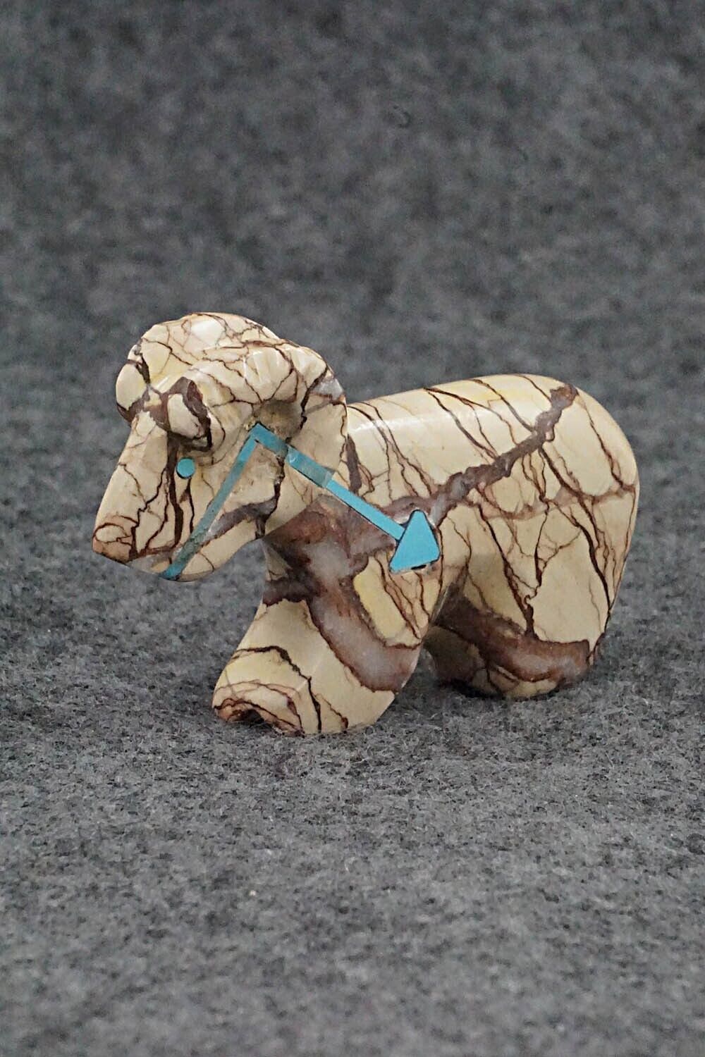 Ram Zuni Fetish Carving - Rodney Laiwakete