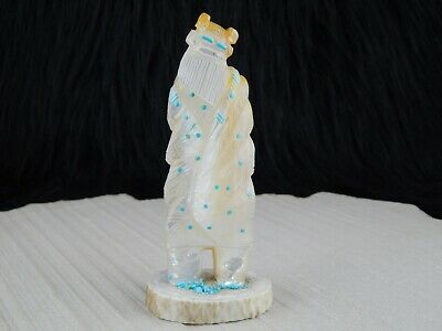 Medicine Man Zuni Fetish Carving - Caroline Peina - High Lonesome Trading