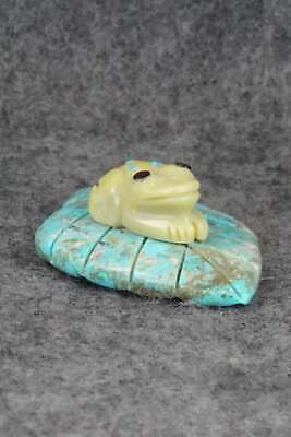 Frog Zuni Fetish Carving - Reynold Lunasee
