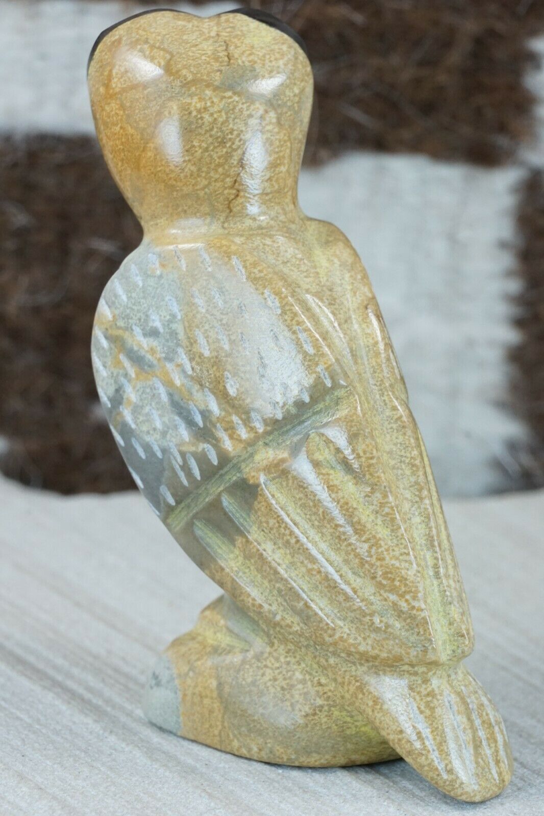 Owl Zuni Fetish Carving - Enrike Leekya