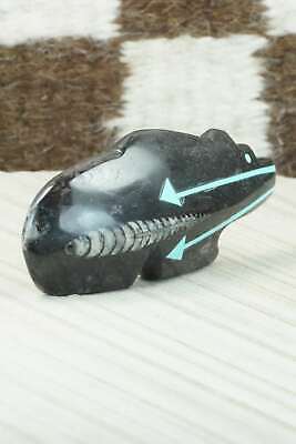 Bear Zuni Fetish Carving - Bernard Laiwakete