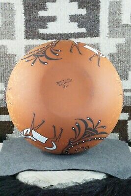 Zuni Pottery - Deldrick Cellicion