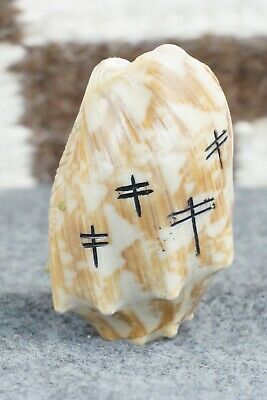 Corn Maiden Zuni Fetish Carving - Kevin Quam
