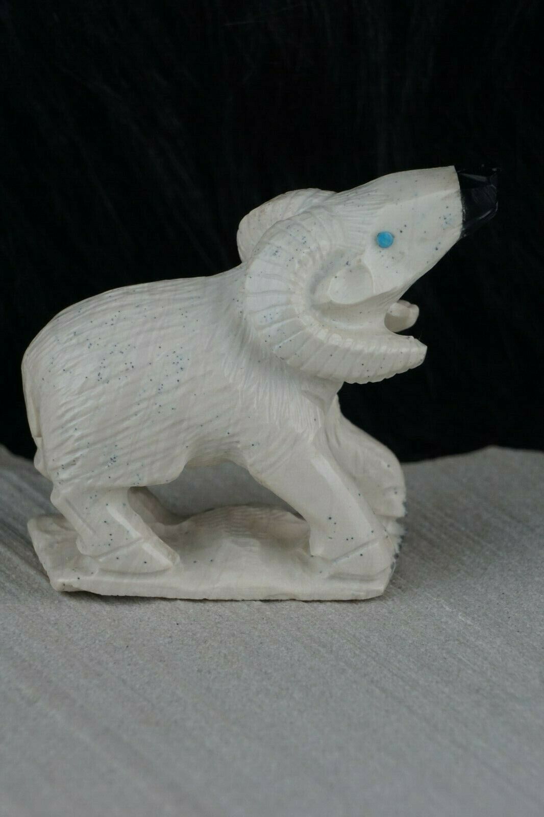 Ram Zuni Fetish Carving - Derrick Kaamasee - High Lonesome Trading