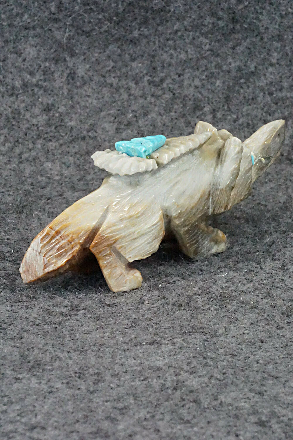 Wolf Zuni Fetish Carving - Alvin Haloo