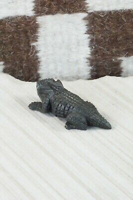 Lizard Zuni Fetish Carving - Tony Mackel