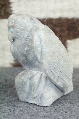 Owl Zuni Fetish Carving - Derrick Kaamasee