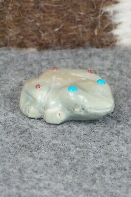Frog Zuni Fetish Carving - Gordon Poncho