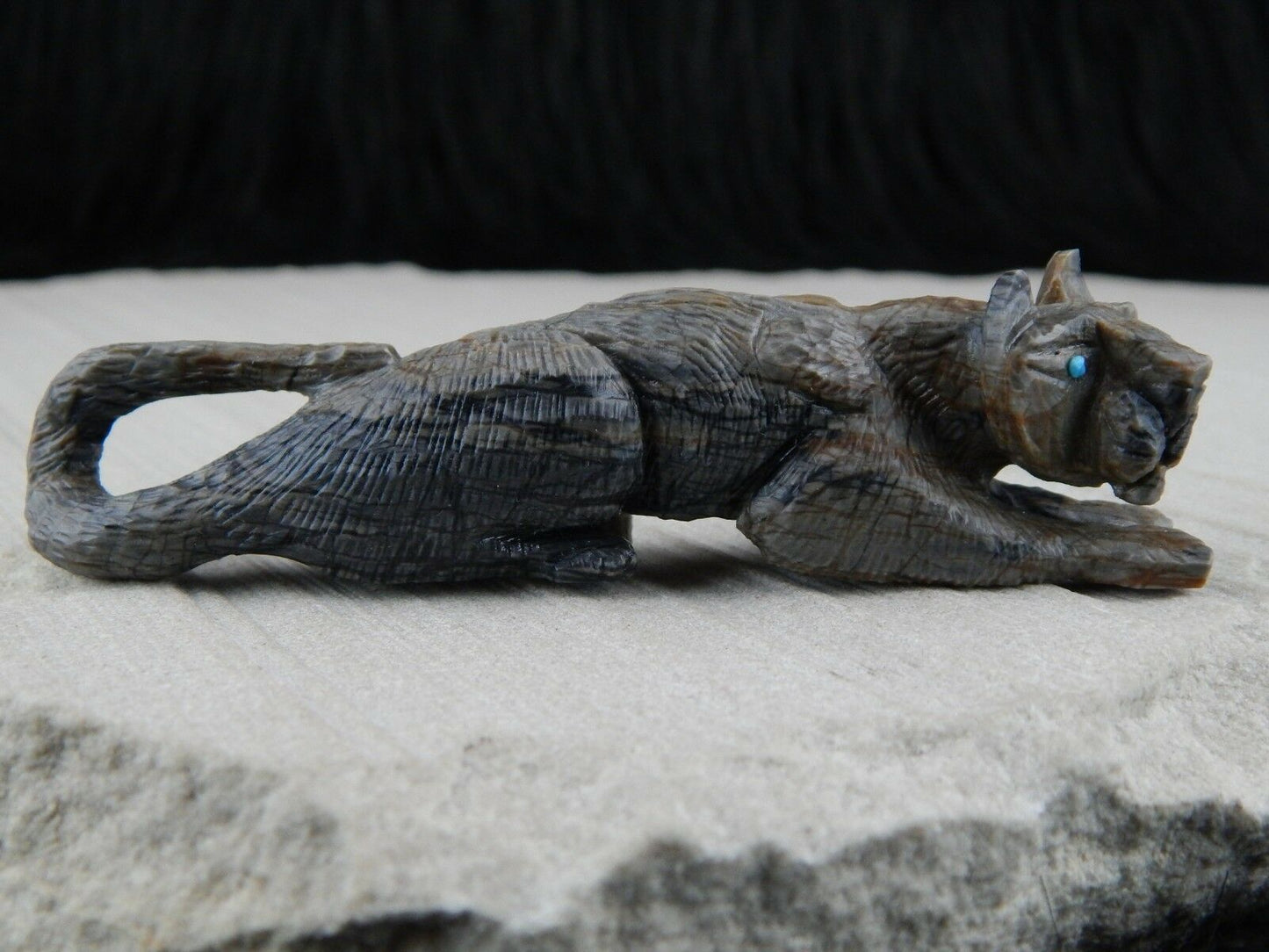 Mountain Lion Zuni Fetish Carving - Anthony Mecale - High Lonesome Trading