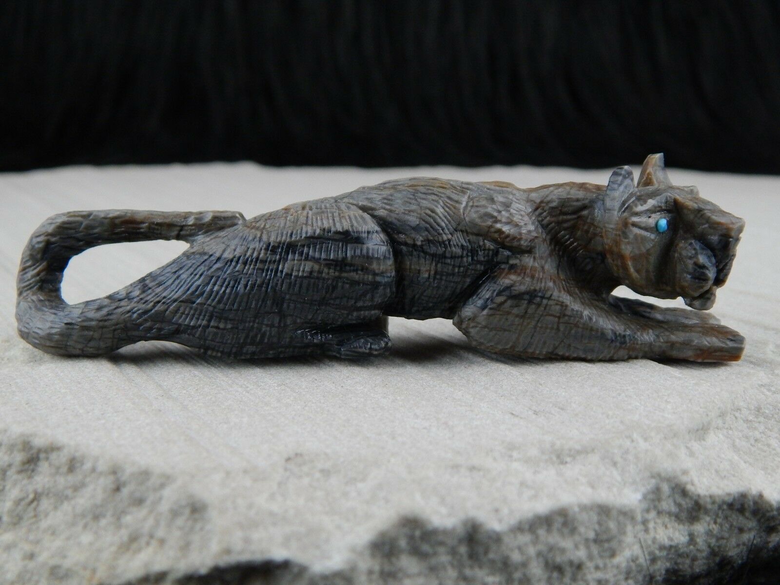 Mountain Lion Zuni Fetish Carving - Anthony Mecale - High Lonesome Trading