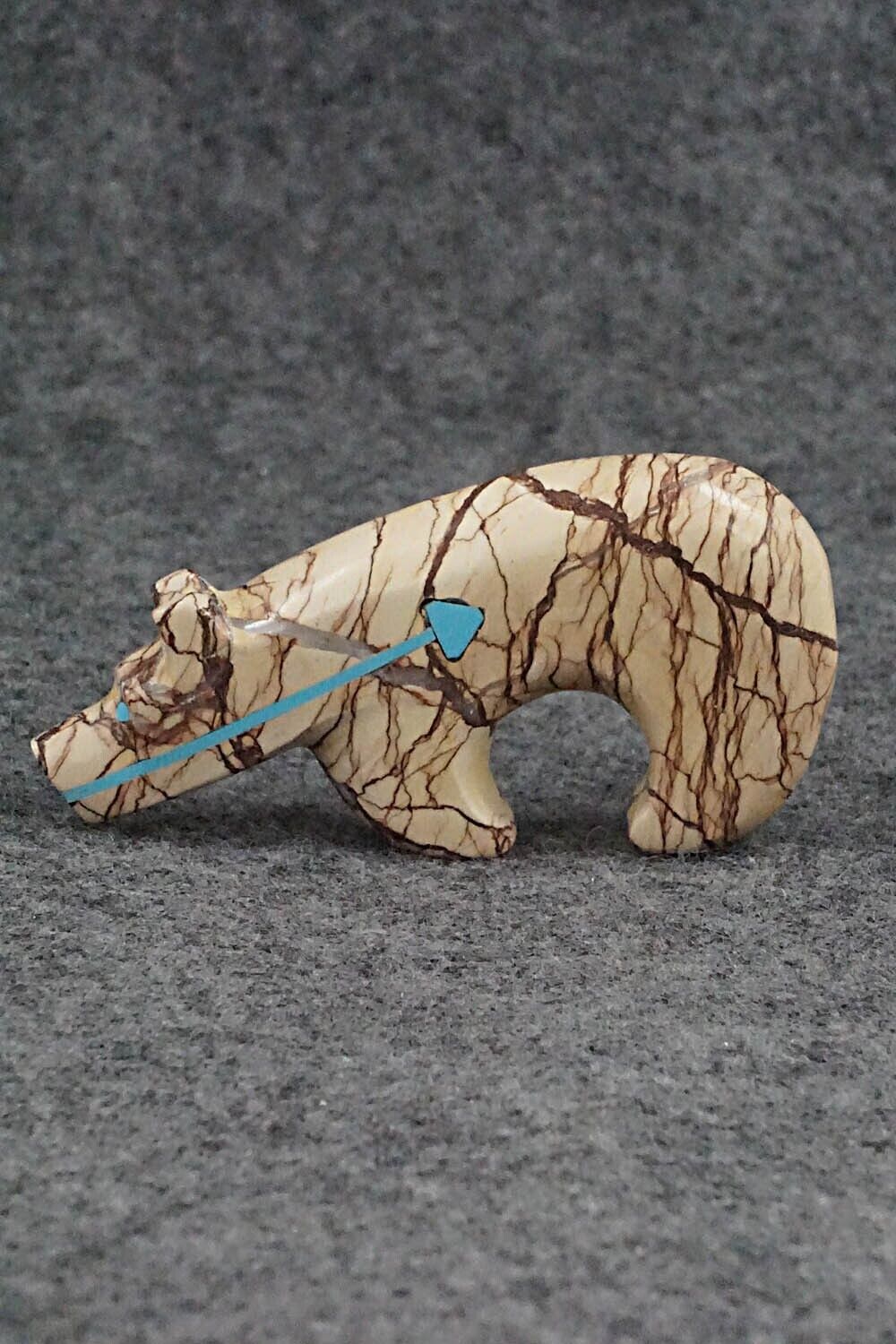 Bear Zuni Fetish Carving - Rodney Laiwakete