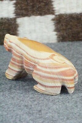 Bear Zuni Fetish Carving - Derrick Kaamasee