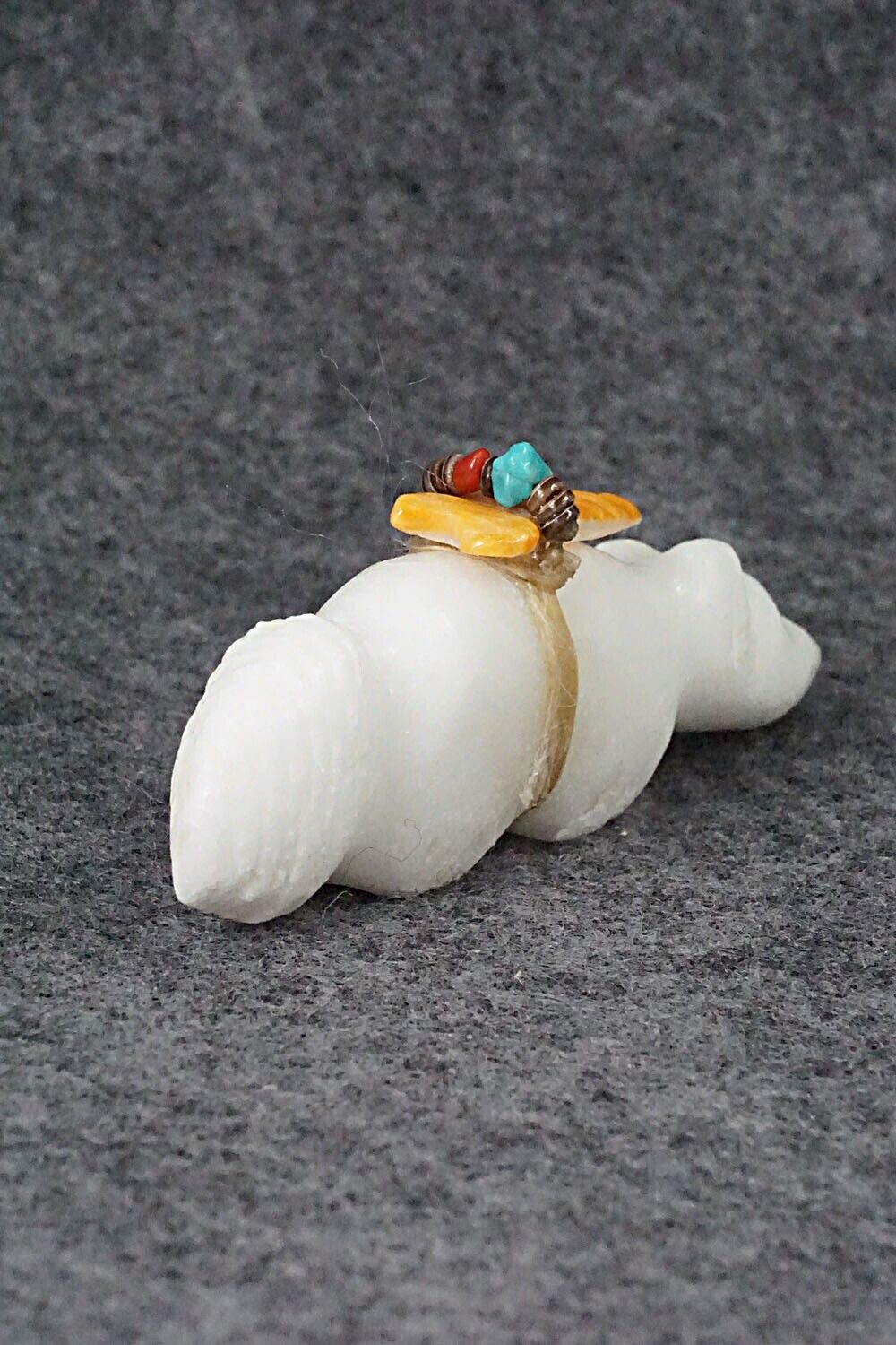 Wolf Zuni Fetish Carving - Peter Gasper