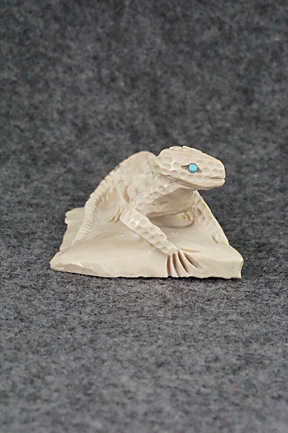 Lizard Zuni Fetish Carving - Jensen Charlie