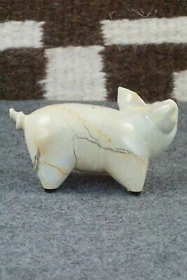 Pig Zuni Fetish Carving - Enrike Leekya